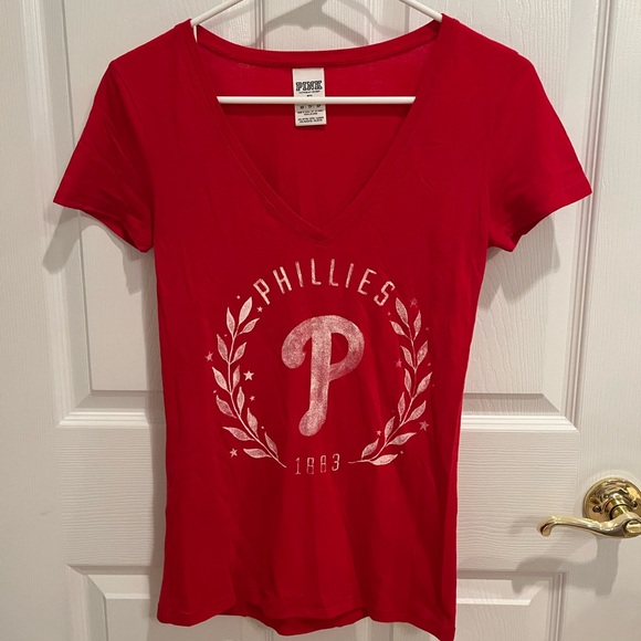 Victoria’s Secret PINK Phillies tshirt - Picture 1 of 3